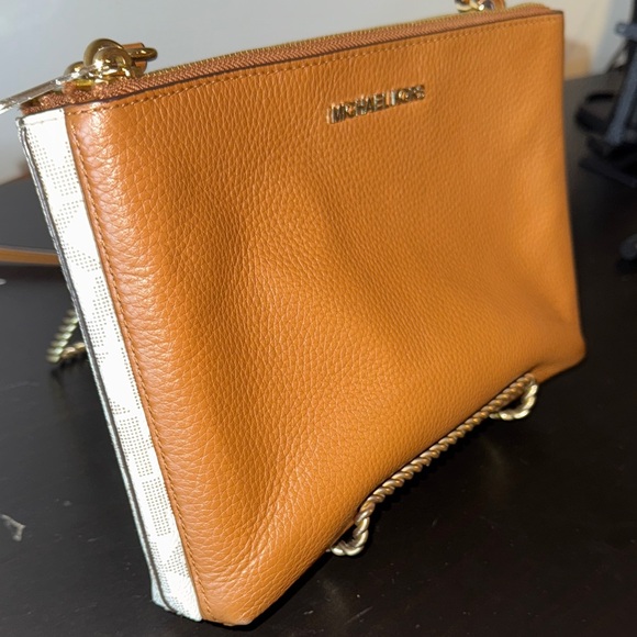 Michael Kors Handbags - Michael Kors Tan and White Crossbody Bag